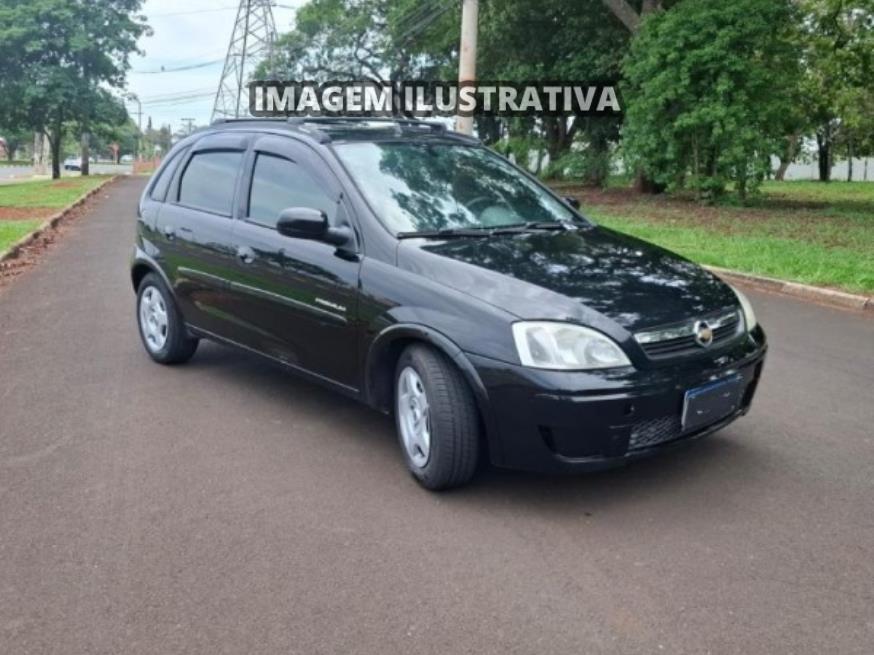 Foto ilustrativa 1 - GM Corsa Hatch 2003