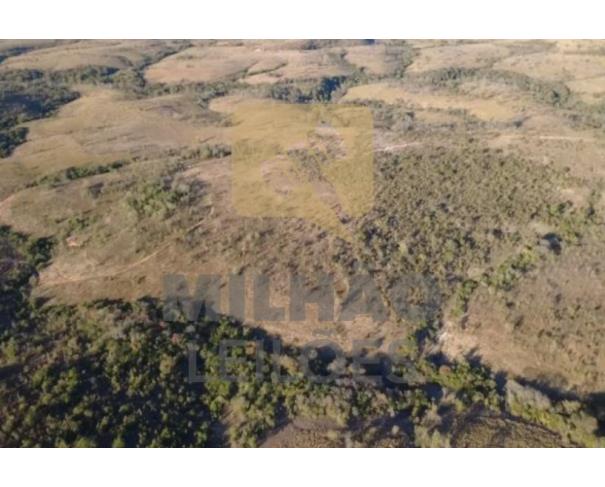 Foto de Fazenda de 43,2ha em Presidente Olegário