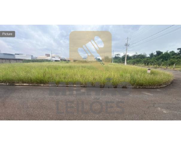 Foto de 197 - Lote de 299,09m²