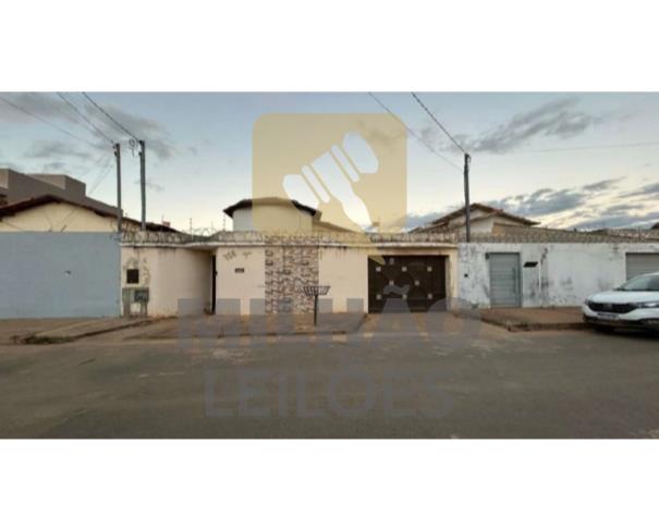 Foto de Lote de 302m² em Janaúba/MG