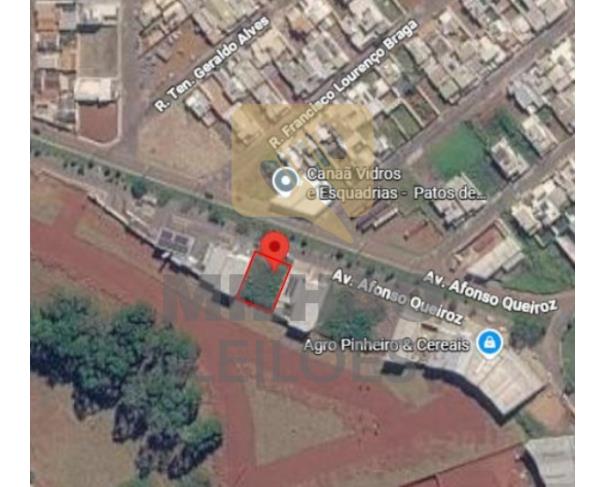 Lote de 336,10m² na Av. Afonso Queiroz